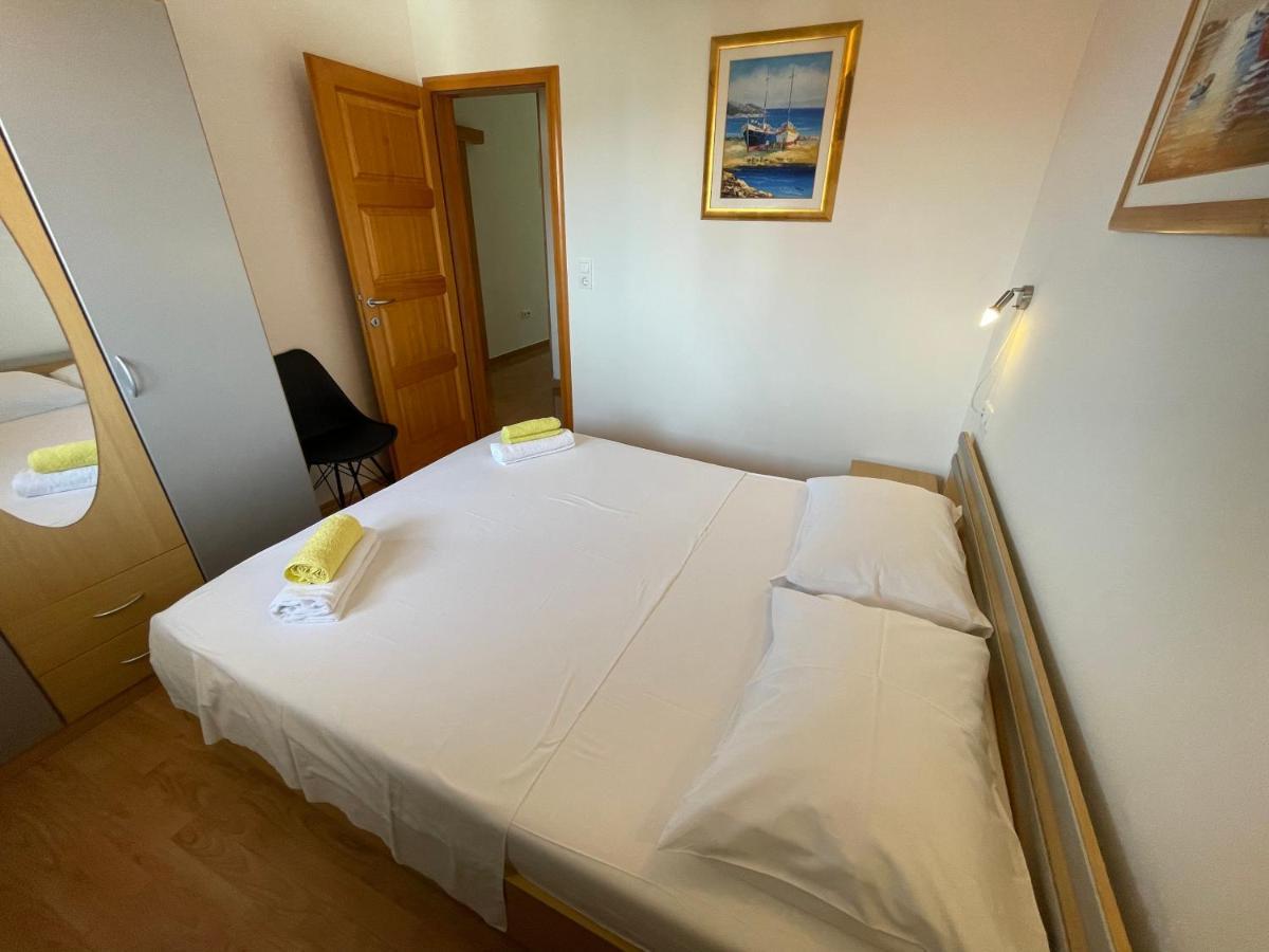 Holiday House Jakasa Trogir Exterior photo